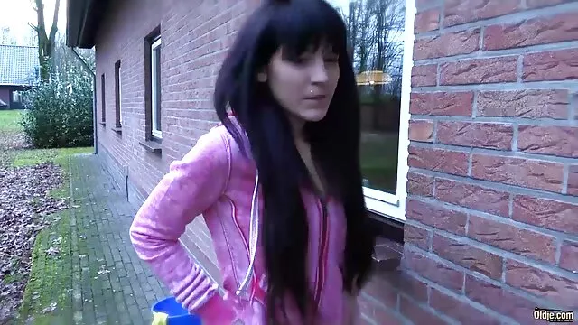 Blowjob در دو عکس ، بلوند با عضو سبزه پرشور استمناء می کند و همزمان کانال تلگرامی سکس ضربدری دهان خود را نوازش می کند