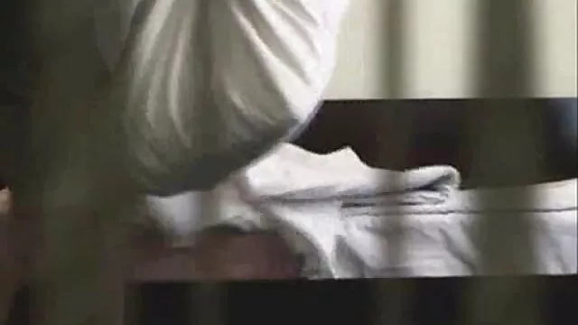 عشق ورزیدن در هوای ضربدری خفن آزاد دوست دختر گربه مست
