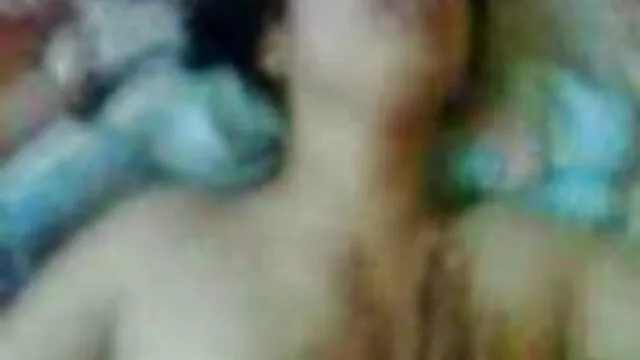 معشوقه با بریدن توپ های سوراخ کلیپ سکس ضربدری شده از کلاهک بزرگ ، برده ای در الاغ شلیک می کند