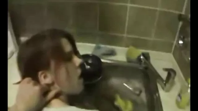بازیگران سبزه Busty سکس تصویری ضربدری در استودیوی فروشندگان پورنو