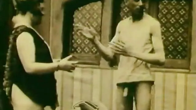 اشرف Assfucked فیلم سکس ضربدری در دهان خود را به سزاوار شلیک می کند